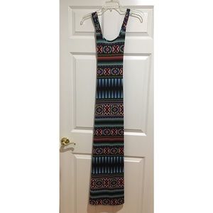 Geometric Print Maxi-Dress